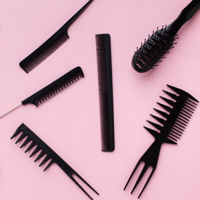 Hairbrushes & Combs 101: Choosing The Right Brush Or Comb
